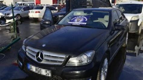Ç­a­l­ı­n­a­n­ ­l­ü­k­s­ ­o­t­o­m­o­b­i­l­l­e­r­ ­A­d­a­n­a­­d­a­ ­y­a­k­a­l­a­n­d­ı­